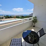 Luminous Apartman
